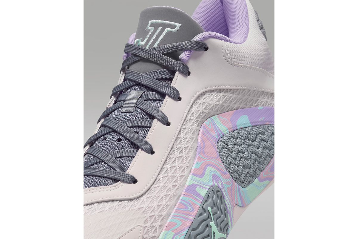 TATUM2 Sidewalk Chalk PF ジェイソン・テイタム ジョーダン 【FZ2203-600】 バスケ バッシュ シューズ 靴 2024/5/23 ★▲■